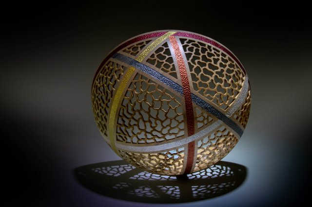 Helen Bailey Woodturning: Tetxtured Ribbons